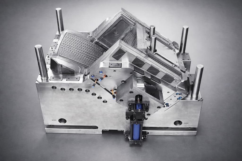 Plastic Armchair Mold - 2